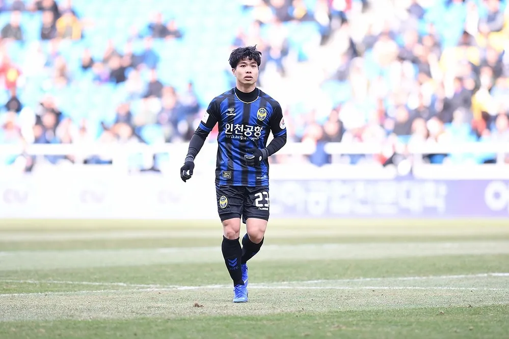 Công Phượng thể hiện thế nào ở trận thảm bại của Incheon United? - Bóng Đá